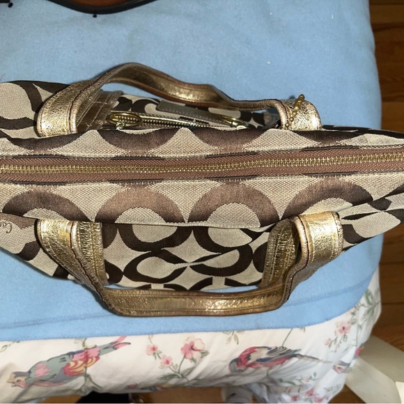 Coach Carryall Poppy Signature Op Art Glam Jacquard Tote!! - Picture 10 of 10